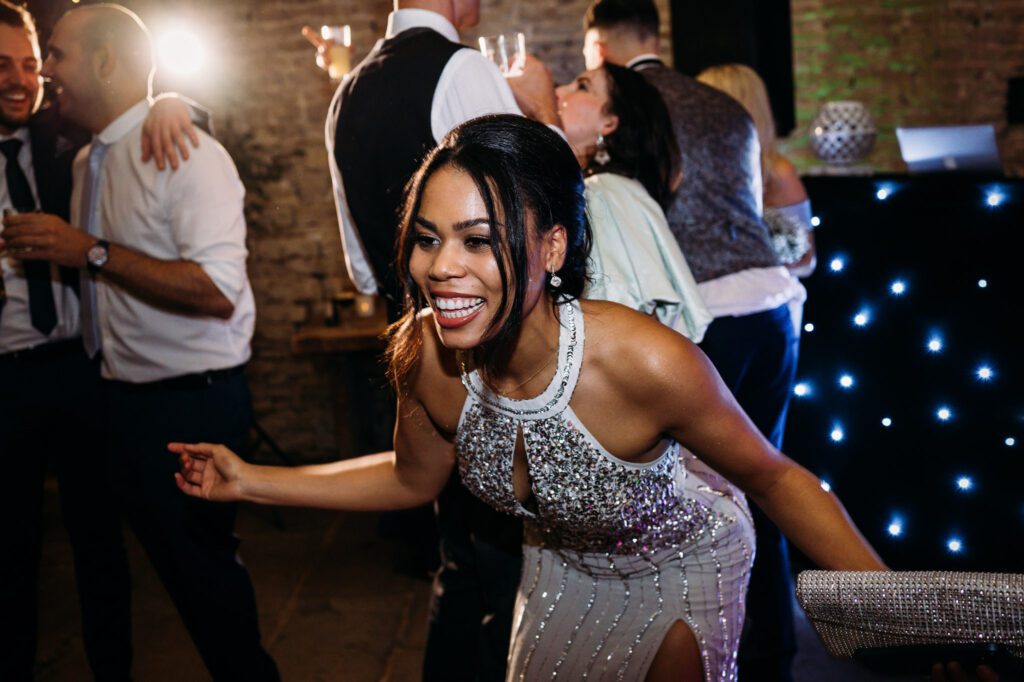 AN AUTUMN CRIPPS BARN WEDDING 53 Mike and Lavinia Cripps Barn wedding 667