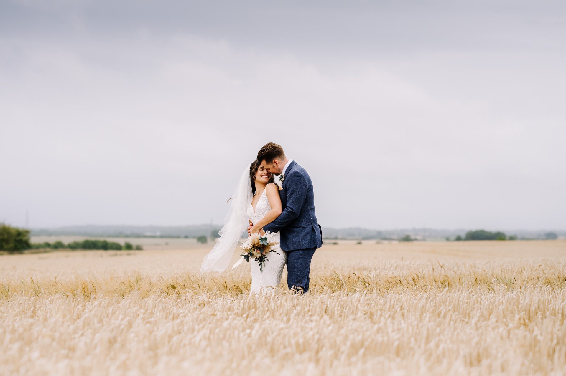 Wedding in the cotswolds at Stone Barn