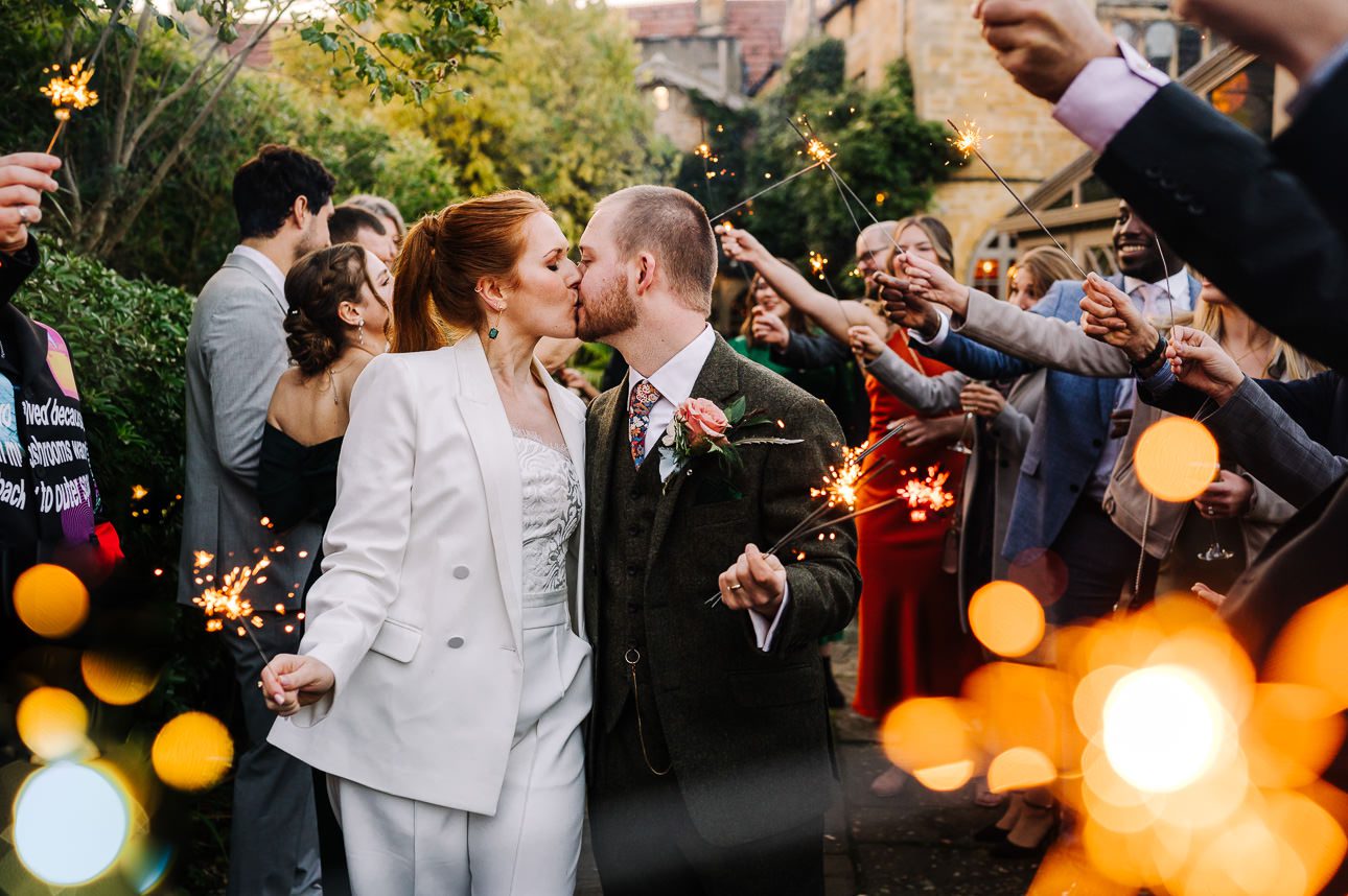 REVIEWS 4 natural wedding photography with sparklers