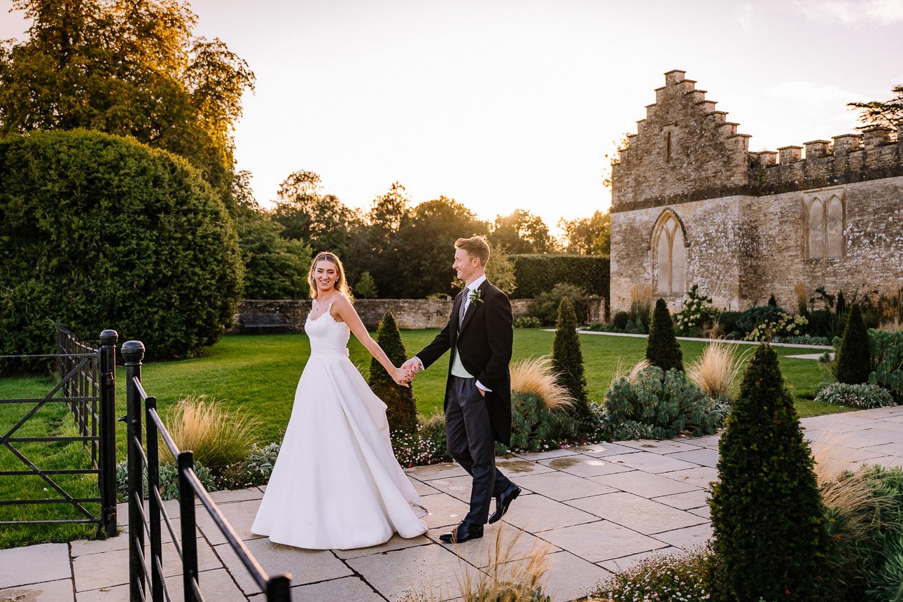 Ivy lodge wedding golden hour