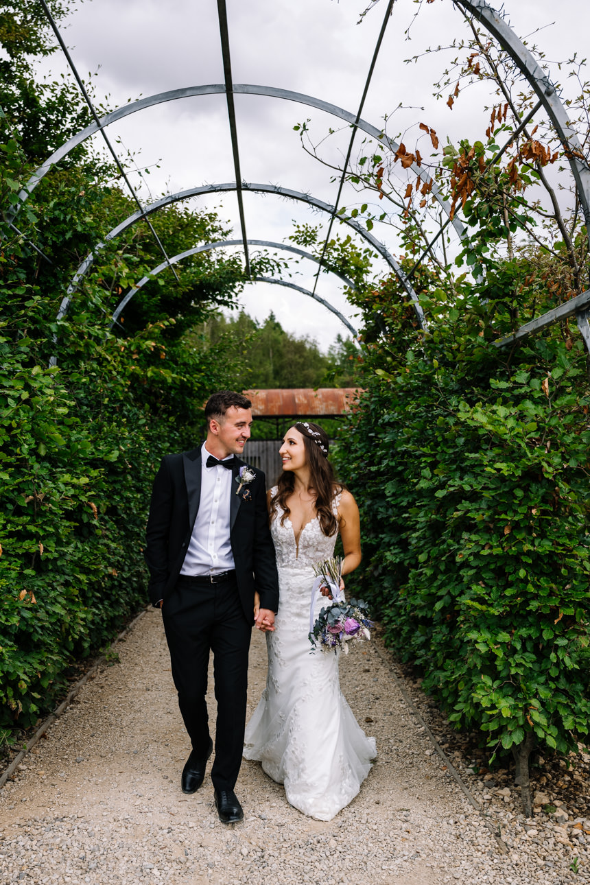 VENUES 12 Cotswold wedding venues_Old Gore Barn