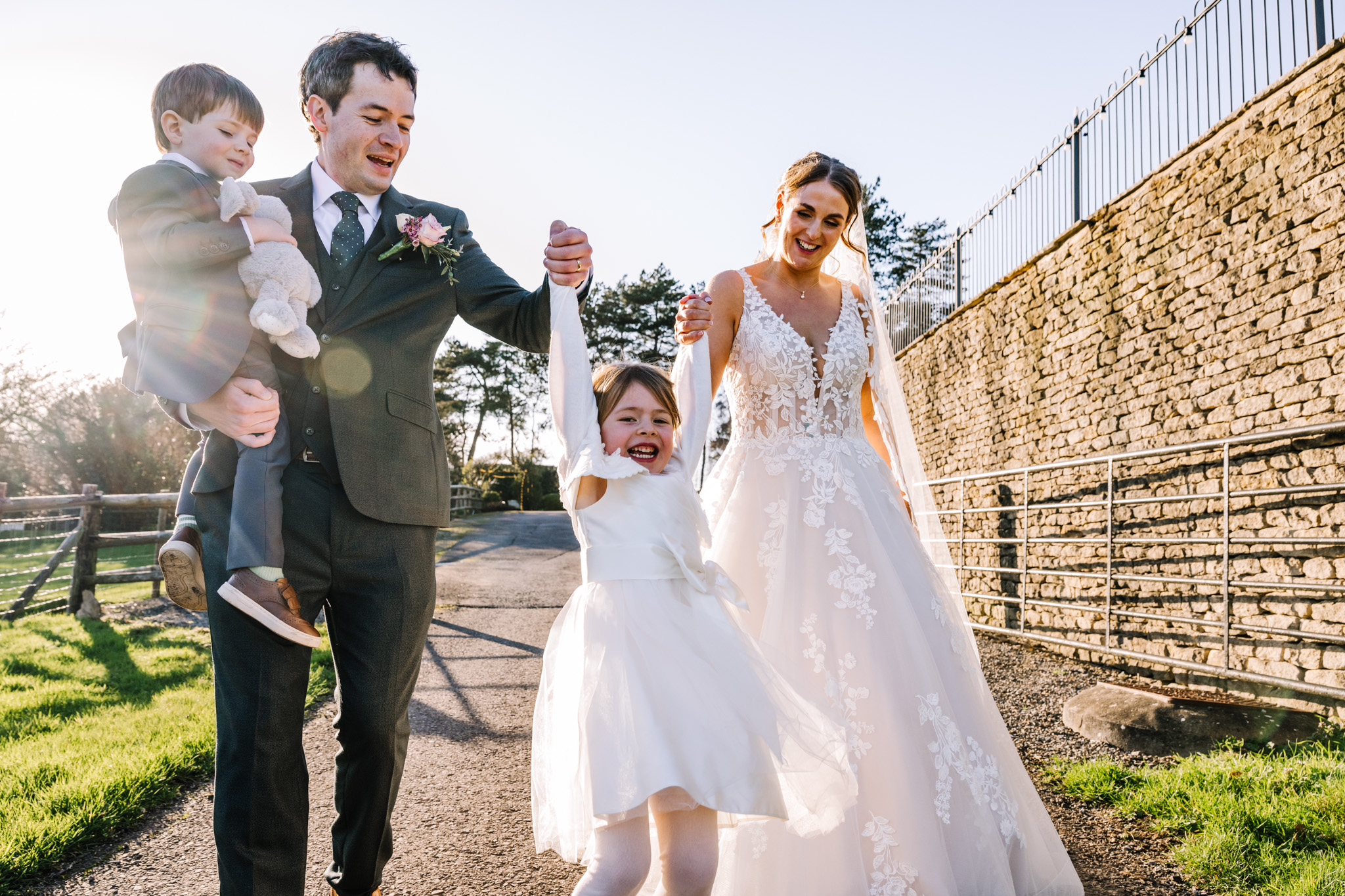 REVIEWS 12 natural wedding photography