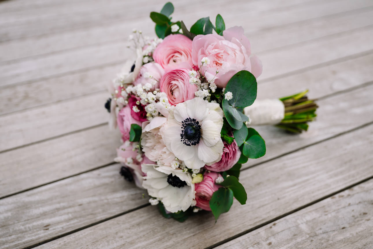 KINGSCOTE BARN GOLDEN HOUR WEDDING 8 Kingscote Barn golden hour wedding