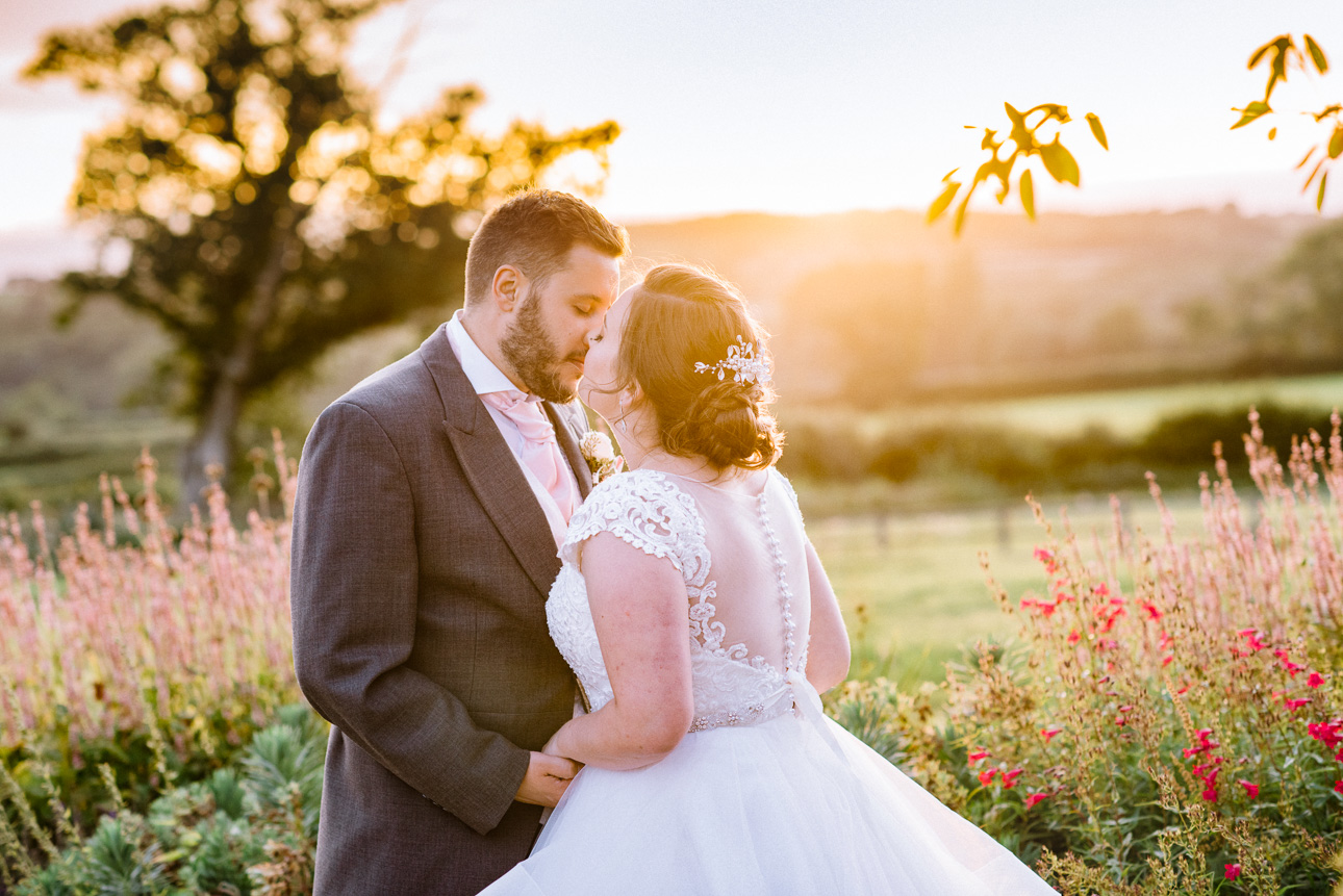 HYDE BARN WEDDING PHOTOGRAPHER 56 svg%3E