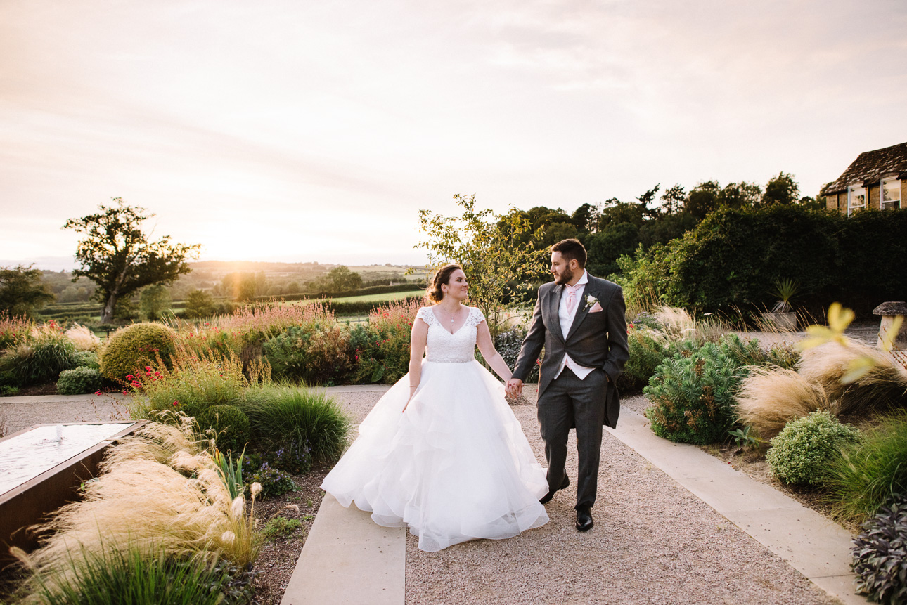 HYDE BARN WEDDING PHOTOGRAPHER 61 svg%3E