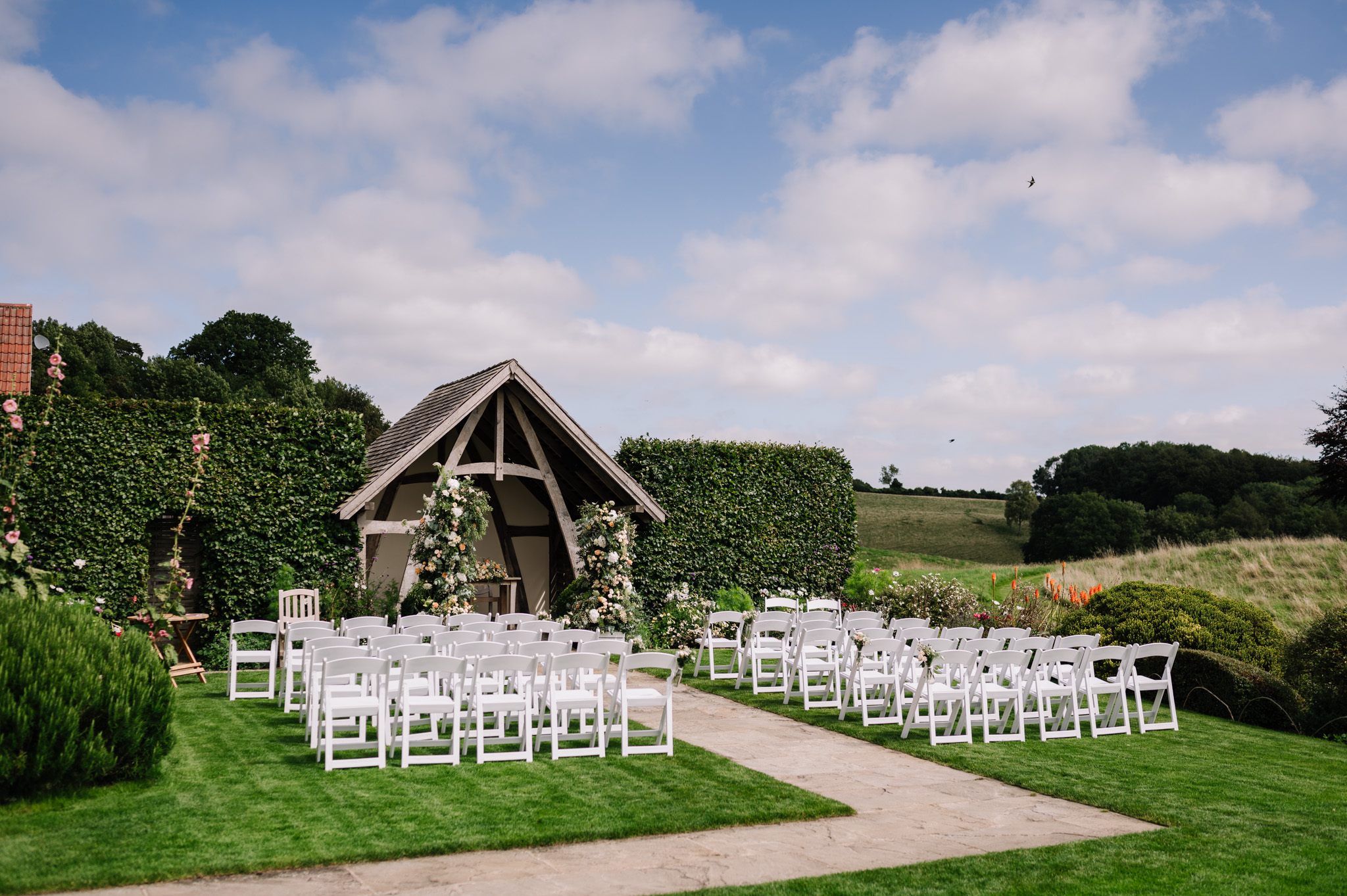 Dan Hannah Kingscote Barn Wedding 22