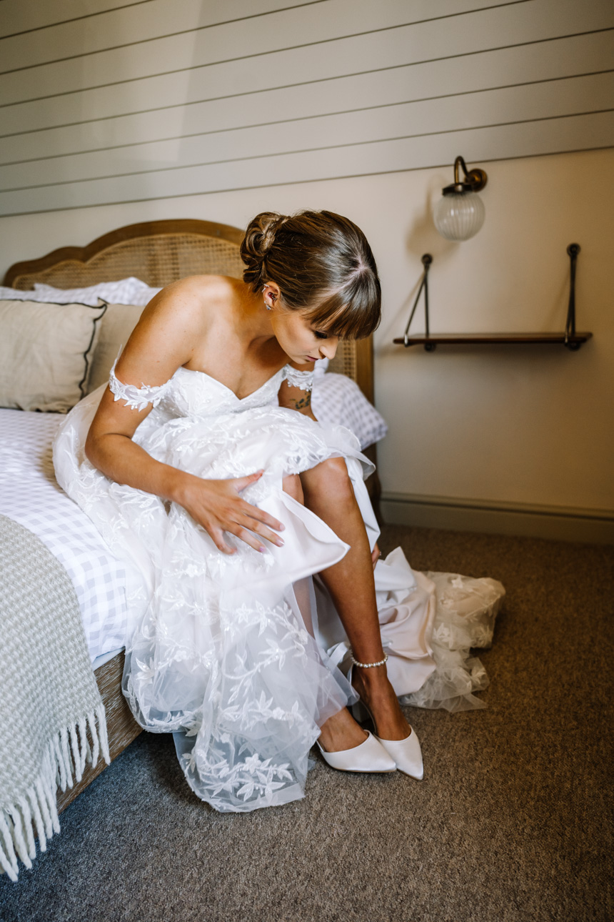 OXLEAZE BARN WEDDING PHOTOGRAPHER 25 Oxleaze Barn wedding Photographer