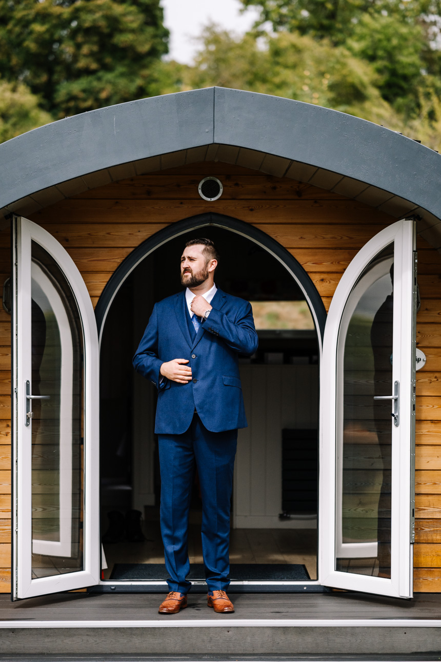 KINGSCOTE BARN WEDDING PHOTOGRAPHER 21 TJ2 0081