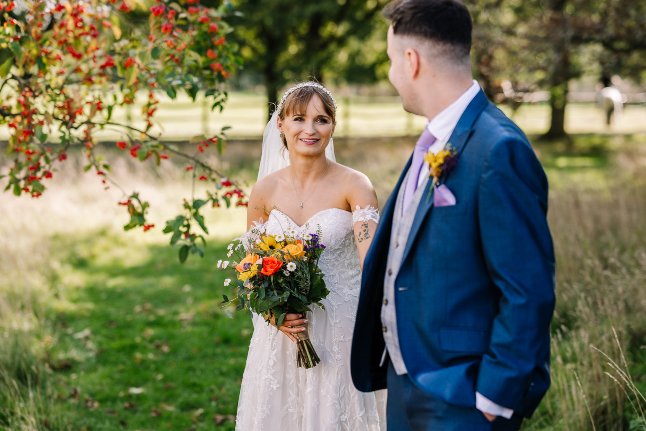 THE BARN AT UPCOTE WEDDING PHOTOGRAPHER 147 TJ2 5098