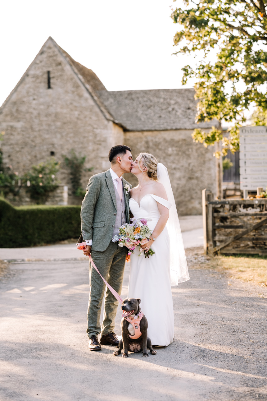 OXLEAZE BARN WEDDING PHOTOGRAPHER 55 svg%3E