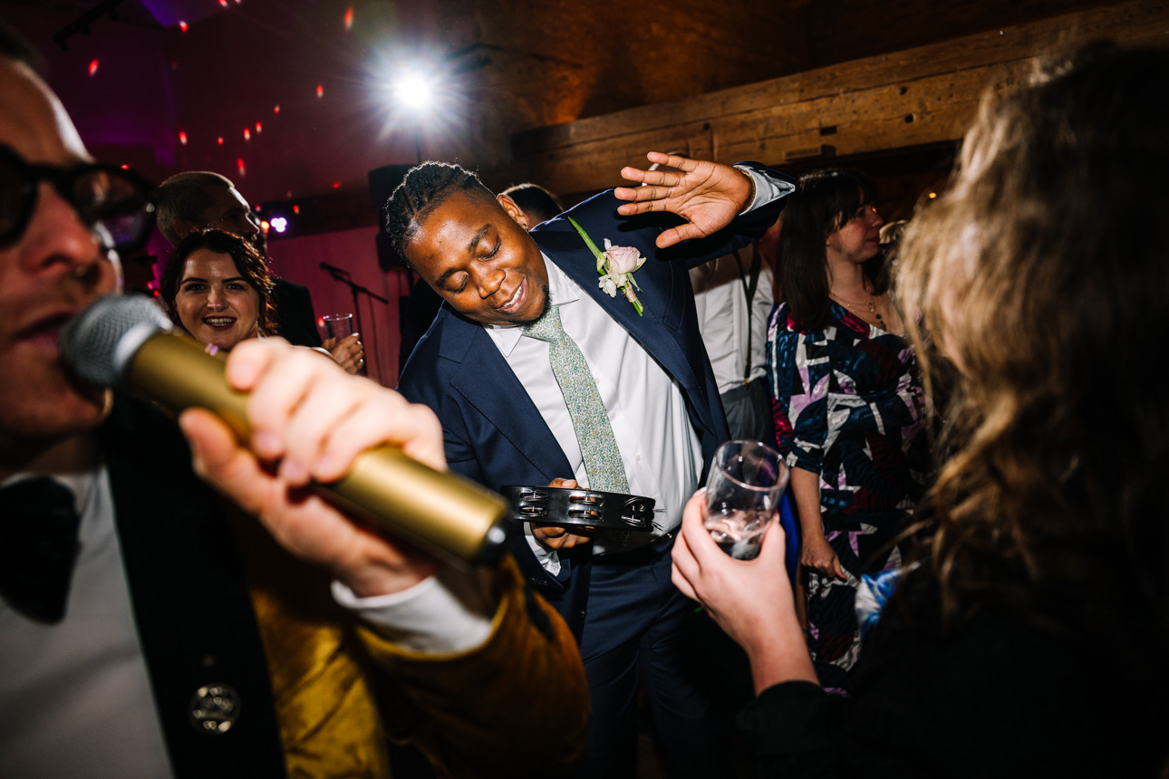 OXLEAZE BARN WEDDING PHOTOGRAPHER 138 TJ8 4676