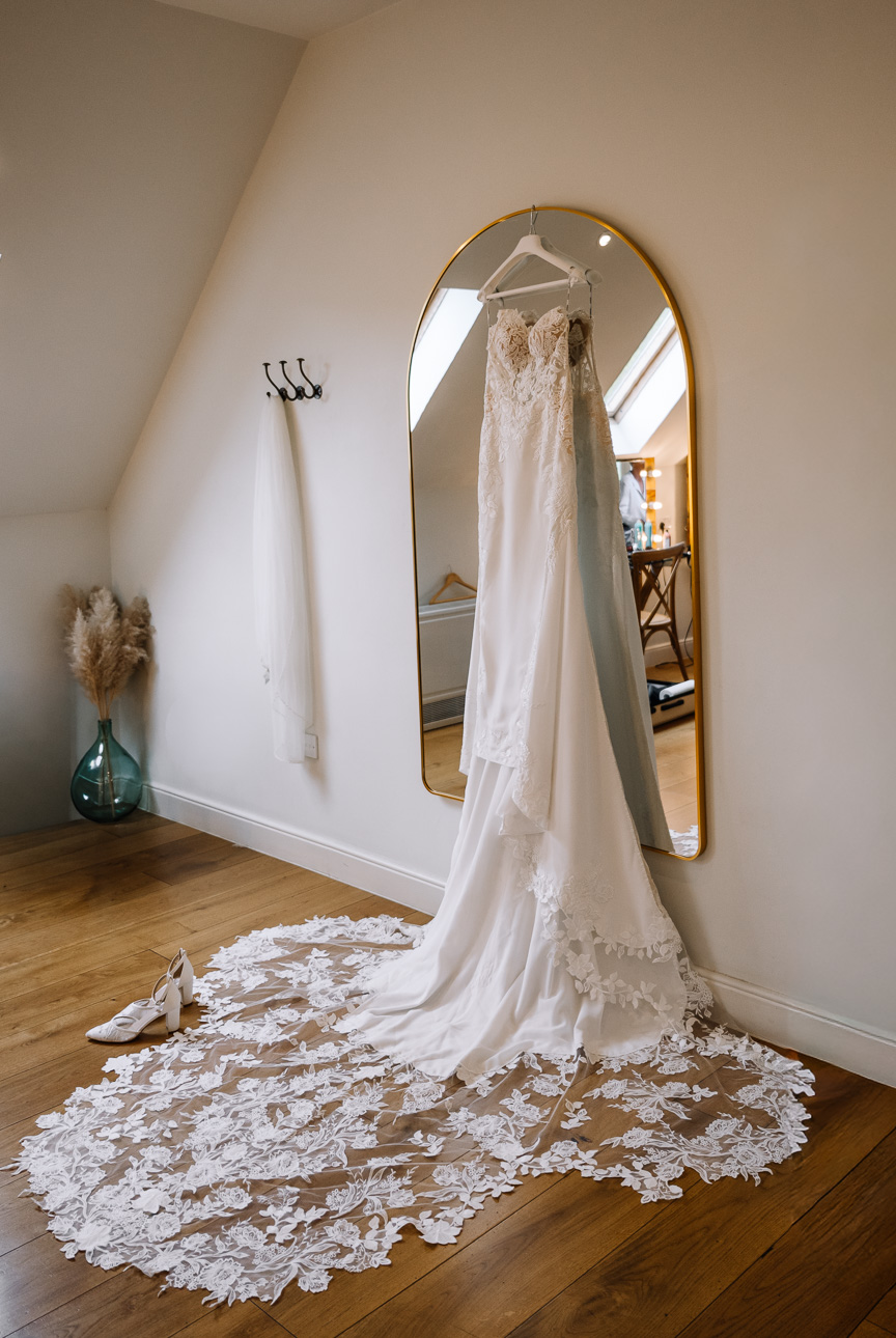 HYDE BARN WEDDING PHOTOGRAPHER 19 Yasmin and Harry Hyde House wedding 27