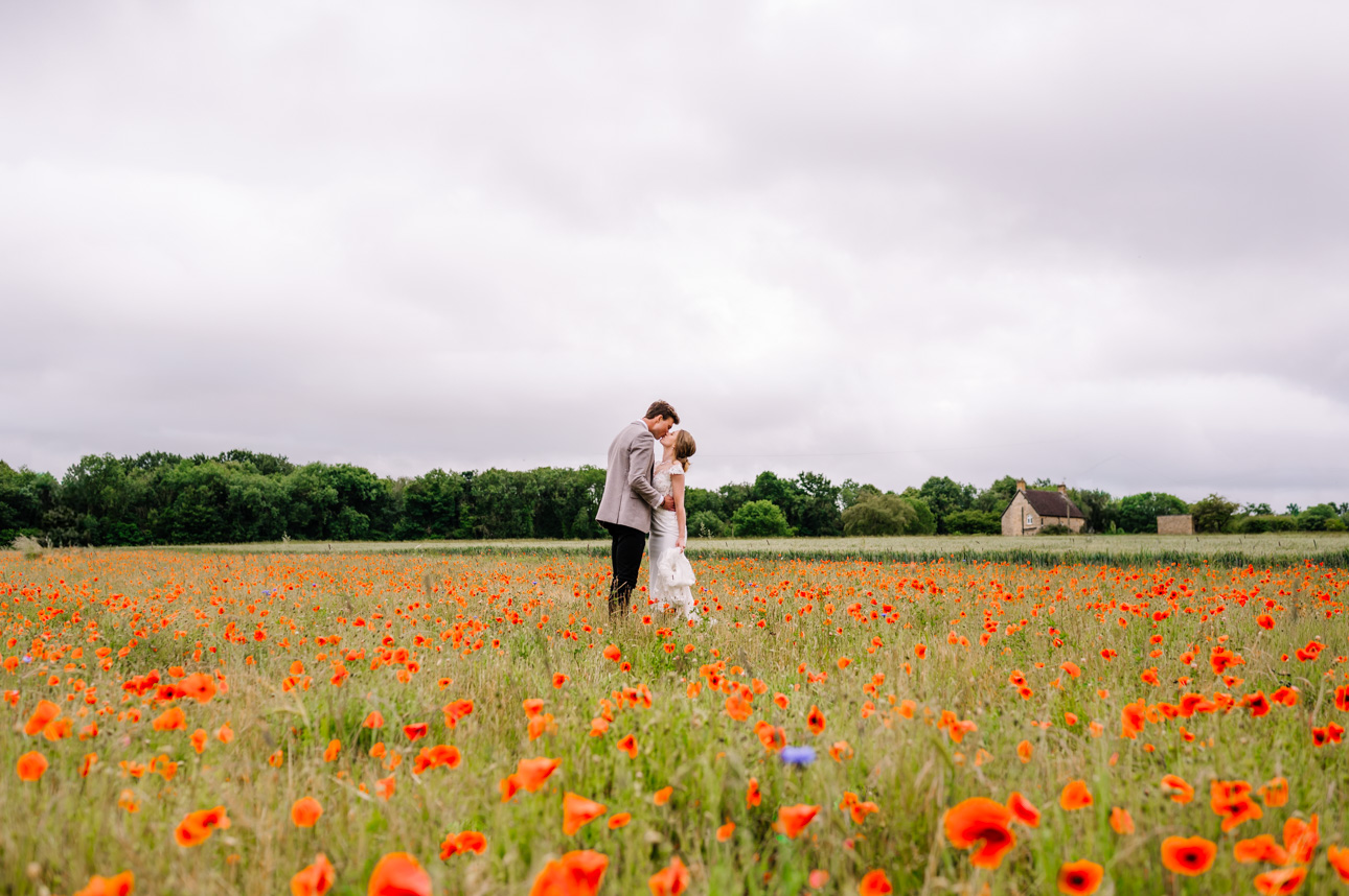 LAPSTONE BARN WEDDING PHOTOGRAPHER 5 svg%3E