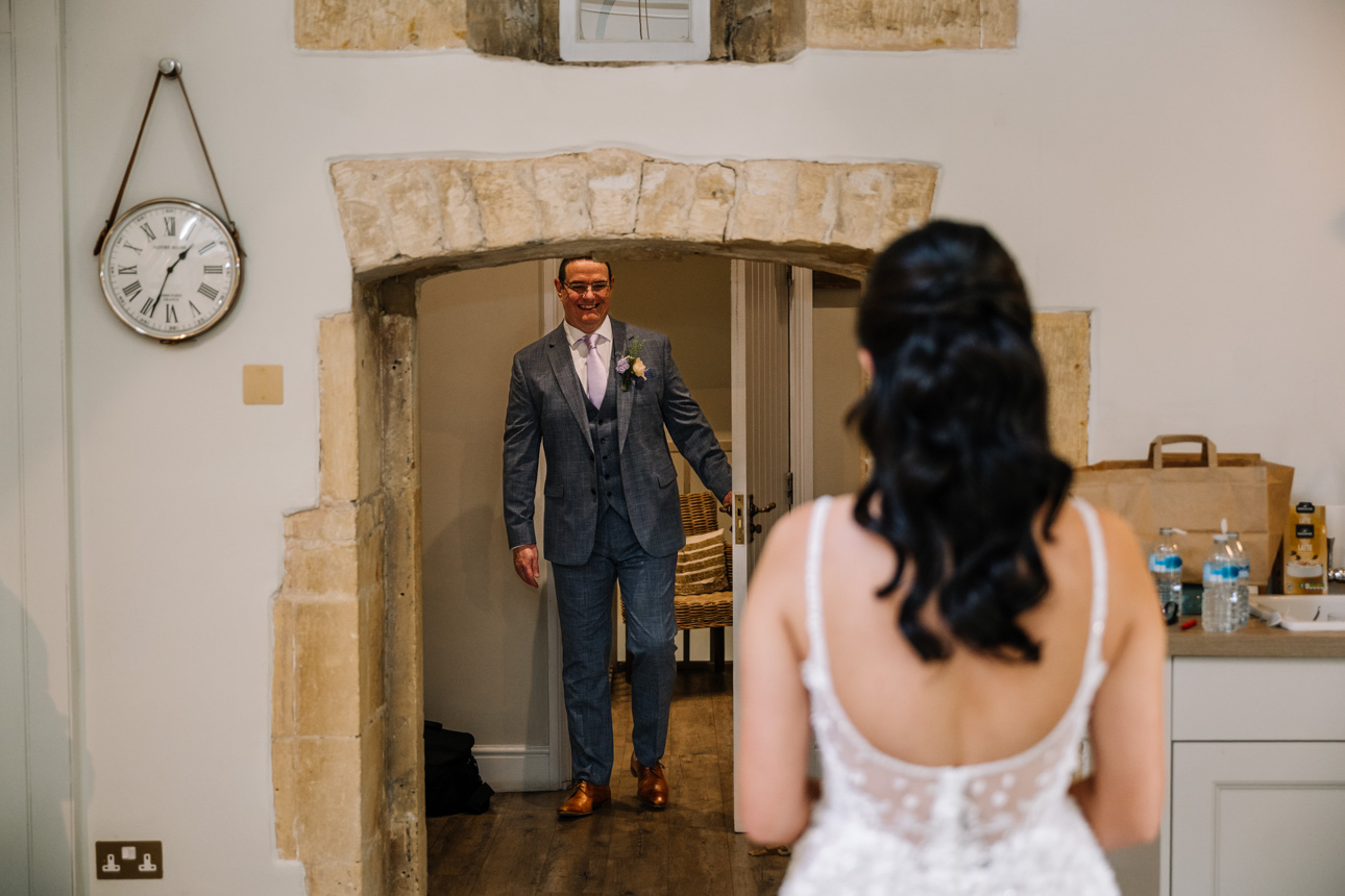 LAPSTONE BARN WEDDING PHOTOGRAPHER 14 svg%3E