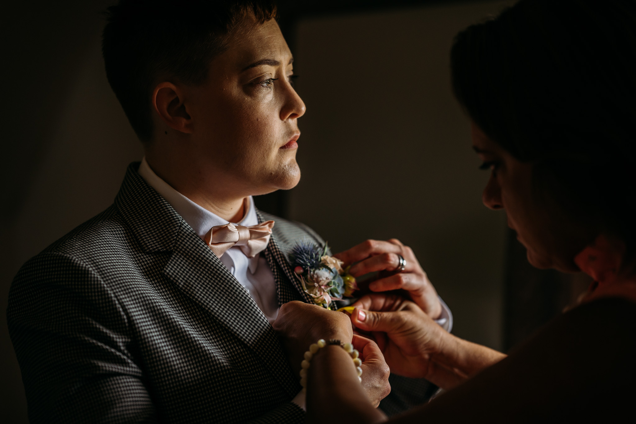 LAPSTONE BARN WEDDING PHOTOGRAPHER 17 svg%3E