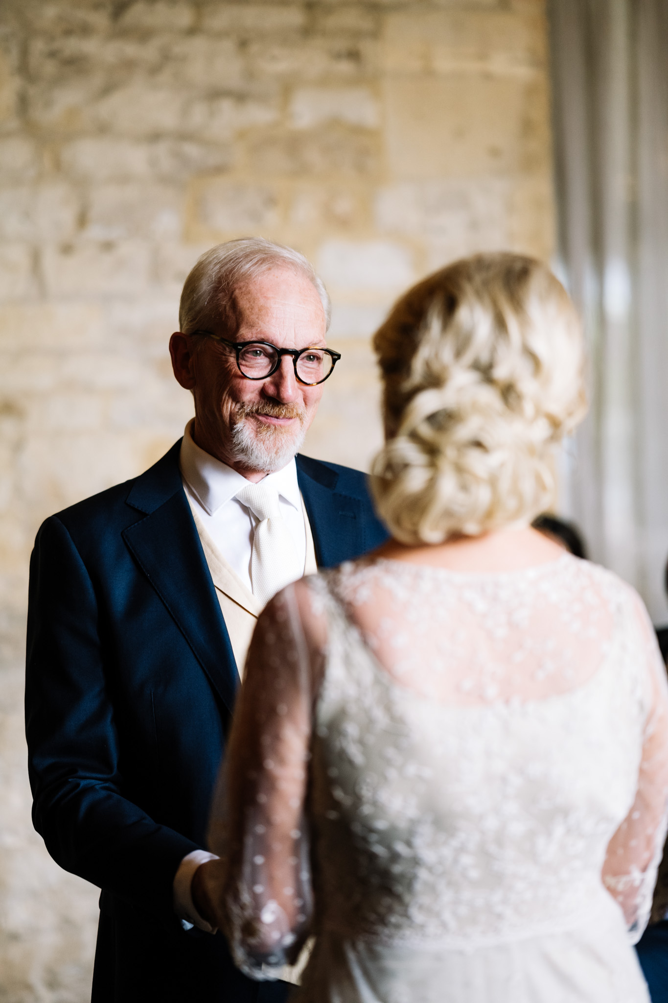LAPSTONE BARN WEDDING PHOTOGRAPHER 31 svg%3E