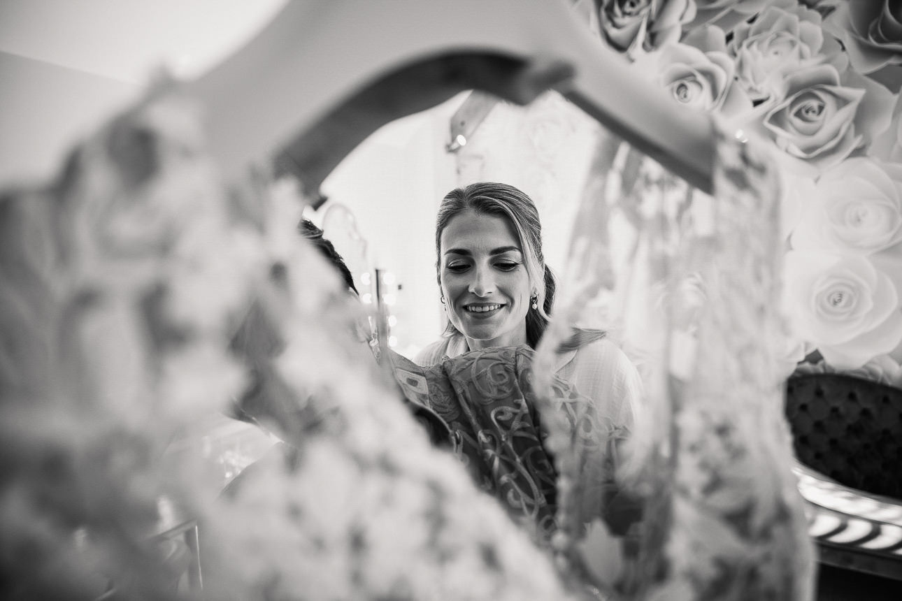 NATURAL WEDDING PHOTOGRAPHY 22 Liv and Oliver Kingscote Barn wedding 139