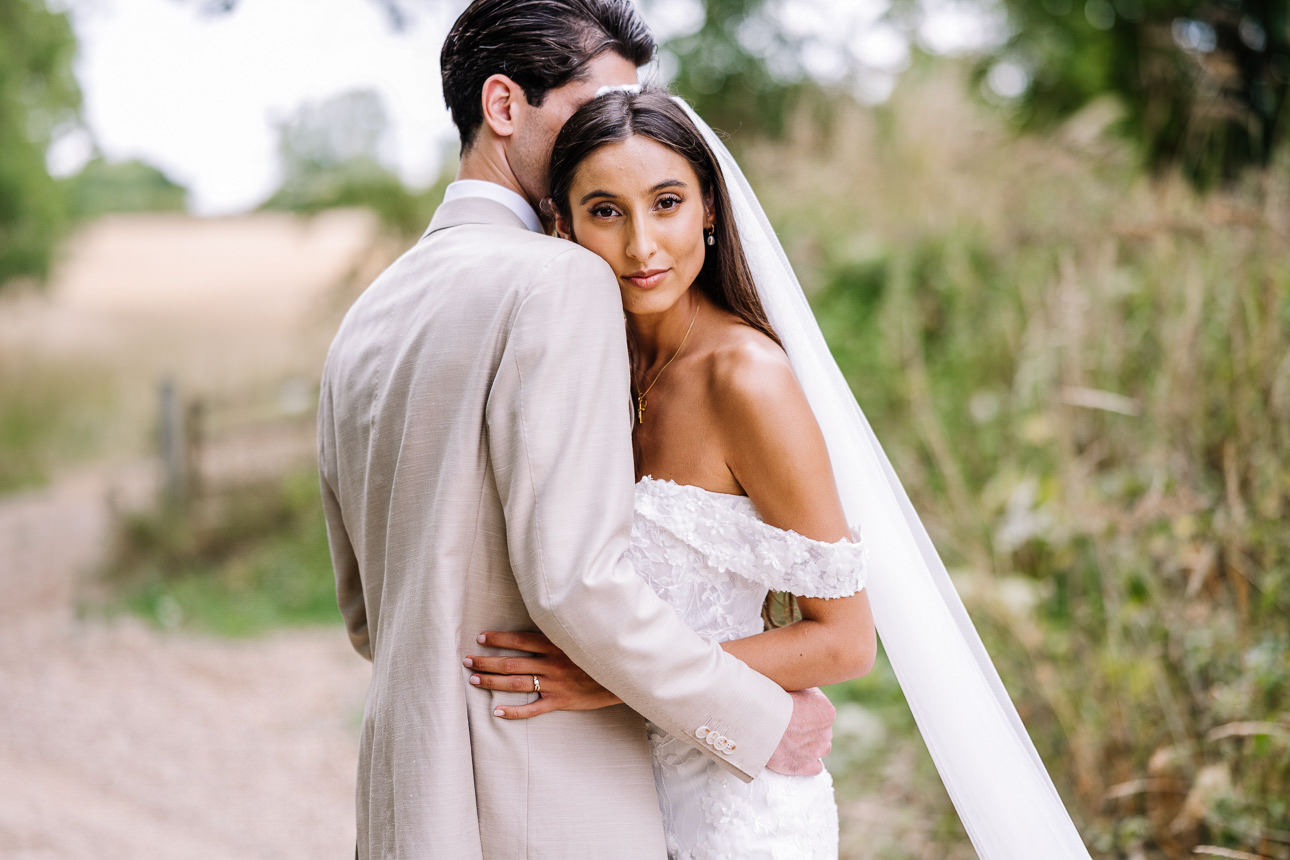 NATURAL WEDDING PHOTOGRAPHY 13 Natural portrait of a bride and groom