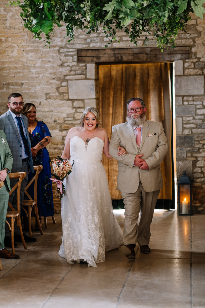 OLD GORE WEDDING PHOTOGRAPHER 37 bridal entrance at old gore barn